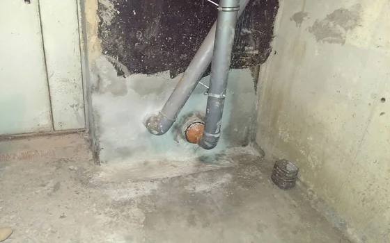 После ремонта вводов труб